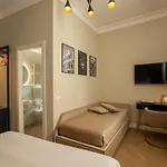 Porta Castello Suites