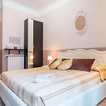 Royal Rooms - Elegante Appartamento Nel Cuore Di Roma