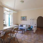 La Dolce Vita - Iride\'S Nest