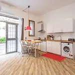 Cozy Loft In Trendy Trastevere Neighborhood