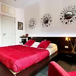 Fitohome Vaticano 1Room