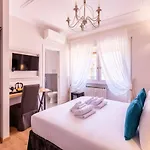 Trastevere Paper Suites