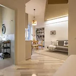 37 Colosseo Apartment