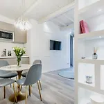 Bbhome Design Suite Apartment Over Trastevere District