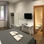 Rent Rooms Colosseum