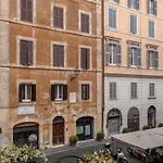 Fontanella Borghese Elegant & Beautiful Apartment