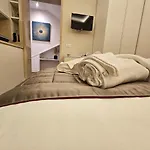 The One Frattina Apartment