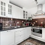 Luxury Penthouse In Trastevere