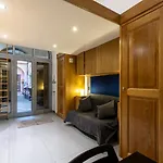 Apt Urbana 156 - Monti