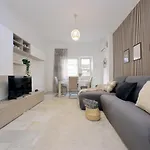 Modern Large Apartment In Rome