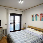 Home Sorbara \