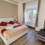 Giulya Guesthouse