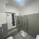 Apartment V12