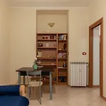 Piazzale Delle Provincie Apartment