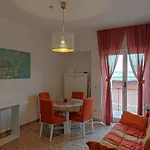 Home In Trastevere With Garage