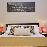 Casa Giuliana -3Br 2Bath Flat, 116 M2 On One Level, 2Nd Floor With Lift, High Comfort, Quite, Chic, Condo Doorman, 600 Meters From Vatican Museums And Ottaviano Metro, Plenty Of District Facilities, Welcome Drinks & Local Guide, 24 Hour 4 Language Su