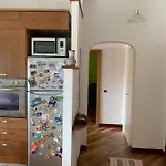 Holiday Home: Coli\'N Cozy Apartment