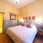 Bernini Stay, Next To Trevi Fountain