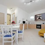 Roma & Amor Apartment