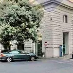 Beautiful Apartment Next To Piazza Di Spagna