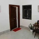 Beautiful Apartment Next To Piazza Di Spagna