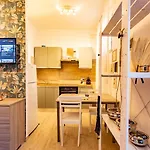 Can Pier Rome Apartment