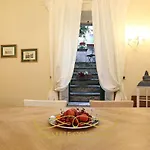 Capocci - Rione Monti - Daplace Apartments