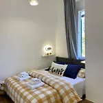 Menasihome