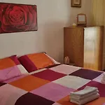 Dreamy Family Getaway Guest House Roma 2Br,2Ba