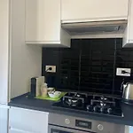 Tiburtina Flam Guest House