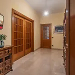 La Dimora Del Vagamondo - Ingresso In Comune