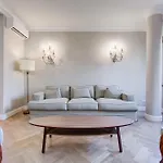 Bmga L Chic And Charm 3Bdr Apt In Coppede District