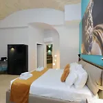Charming Suites Navona