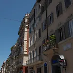 Vittoria House