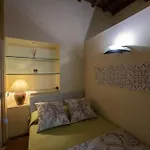Vittoria House