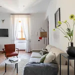 Iflat Pantheon\'S Roomy And Friendly Apartment