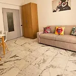 Urban Street Apartment Roma