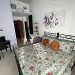 San Lollo Room