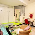 Art Apartment In Trastevere