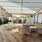 Peaceful 2 Bedrooms With Patio, Near Metro A