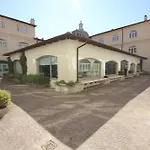 Wrooms Guest House