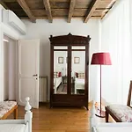 Farnese Charming Apartment