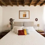 Farnese Charming Apartment