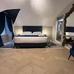 Rome Luxury Blue Suites- Imperial