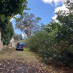 Casetta Indipendente Con Cortile E Parcheggio