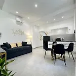 Deluxe Apartment Roma Centro - Villa Borghese