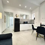 Deluxe Apartment Roma Centro - Villa Borghese