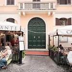 Luxury In Piazza Di Spagna