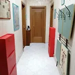 The Subway Apartment - Metro B Room
