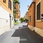San Giovanni Apartment